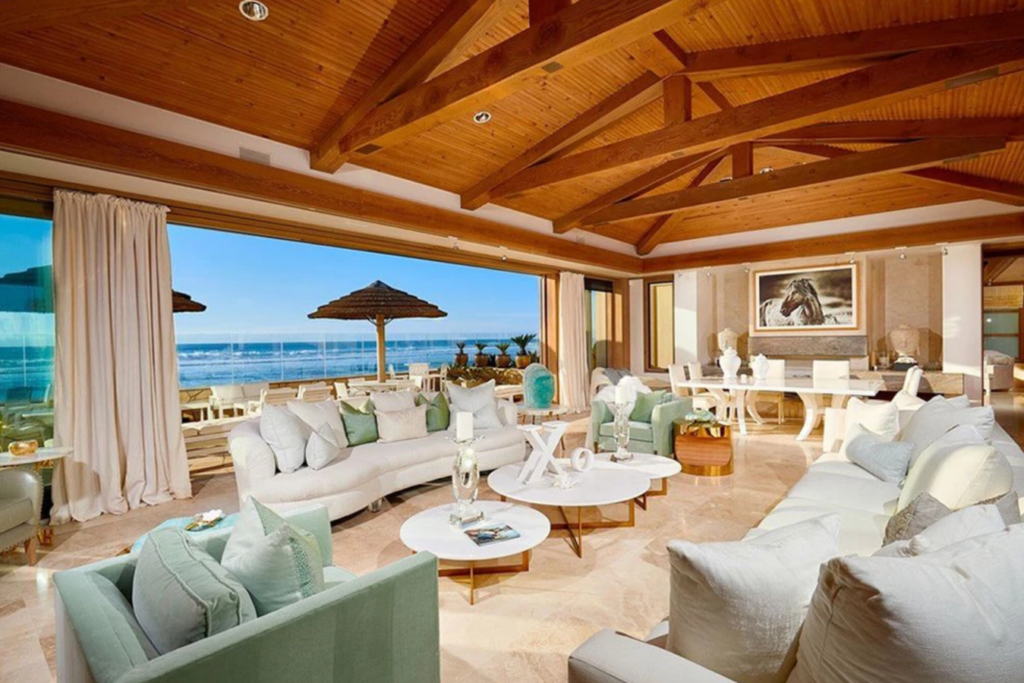 La ultra lujosa casa frente al mar de Bill Gates