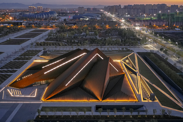 Foster + Partners inauguró el Museo de Arte de Datong, en China