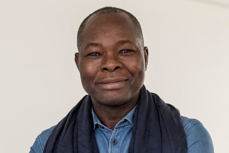Francis Kére es el ganador del Premio Pritzker 2022