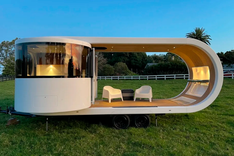 Romotow T8 de W2: el nuevo remolque de lujo capaz de girar