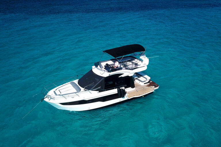 El origen de los yates y clasificación actual