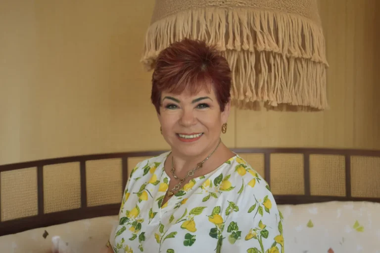 RAÍCES Y DESTINO una vida en el Caribe Mexicano