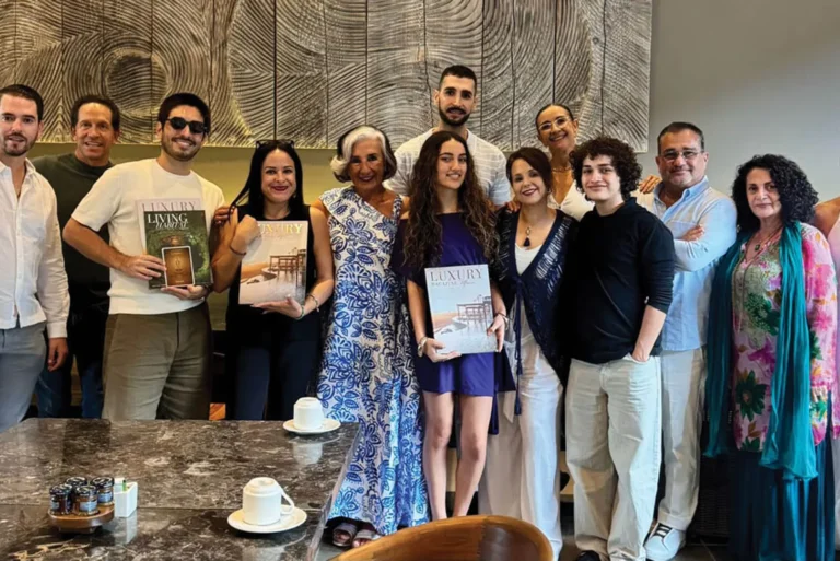 LL Pleny de gala en diciembre 2025 