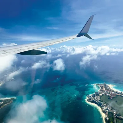 CANCÚN El salto del paraíso turístico al nodo financiero global 